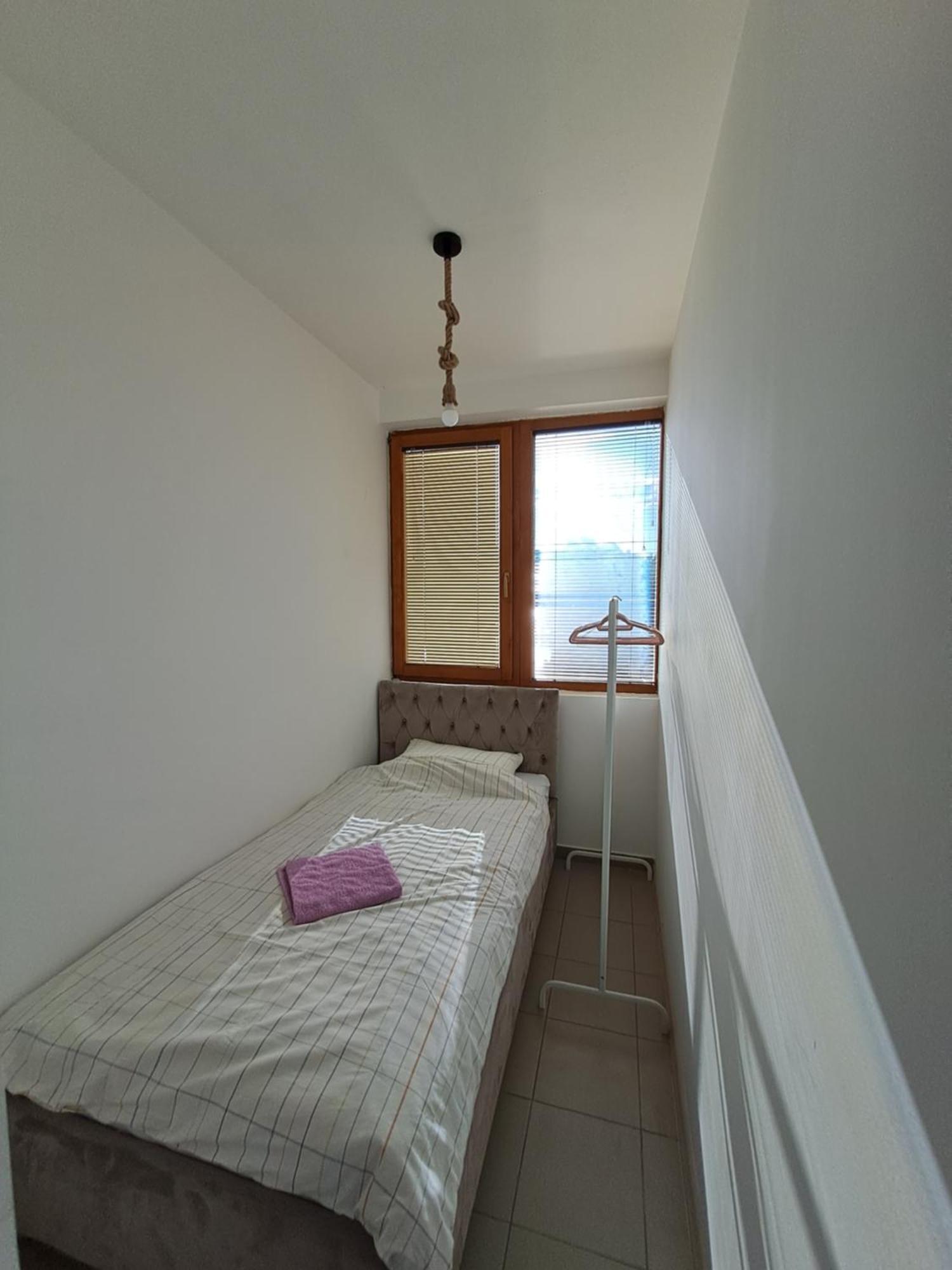 Sofi Apartment Nis Exterior photo